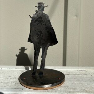 Metal Silhouette Art Sculpture
